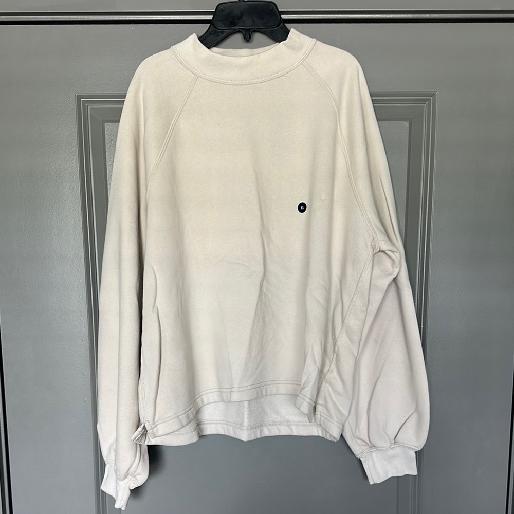 Abercrombie & Fitch Off-White/Cream Sweatshirt